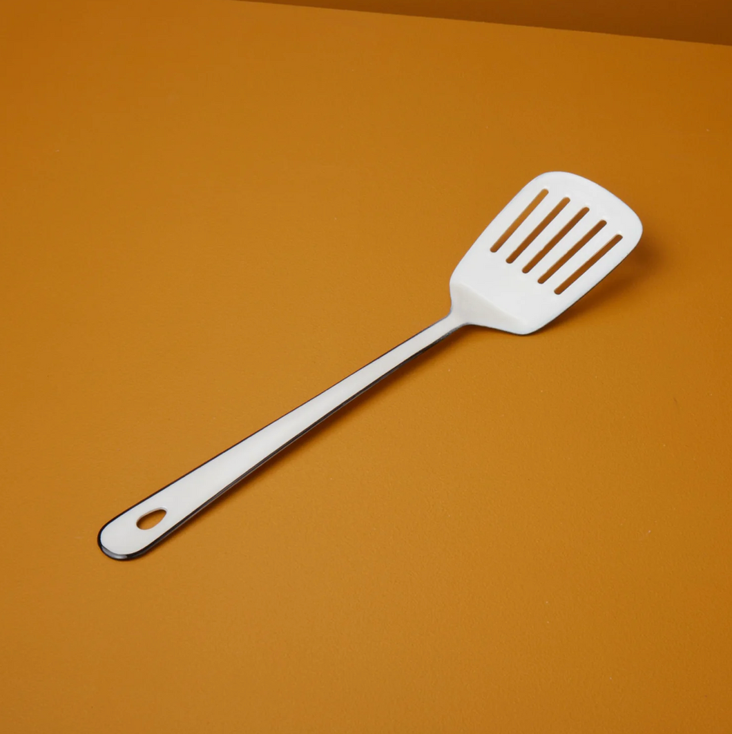 Harlow Spatula - White w/ Black Trim