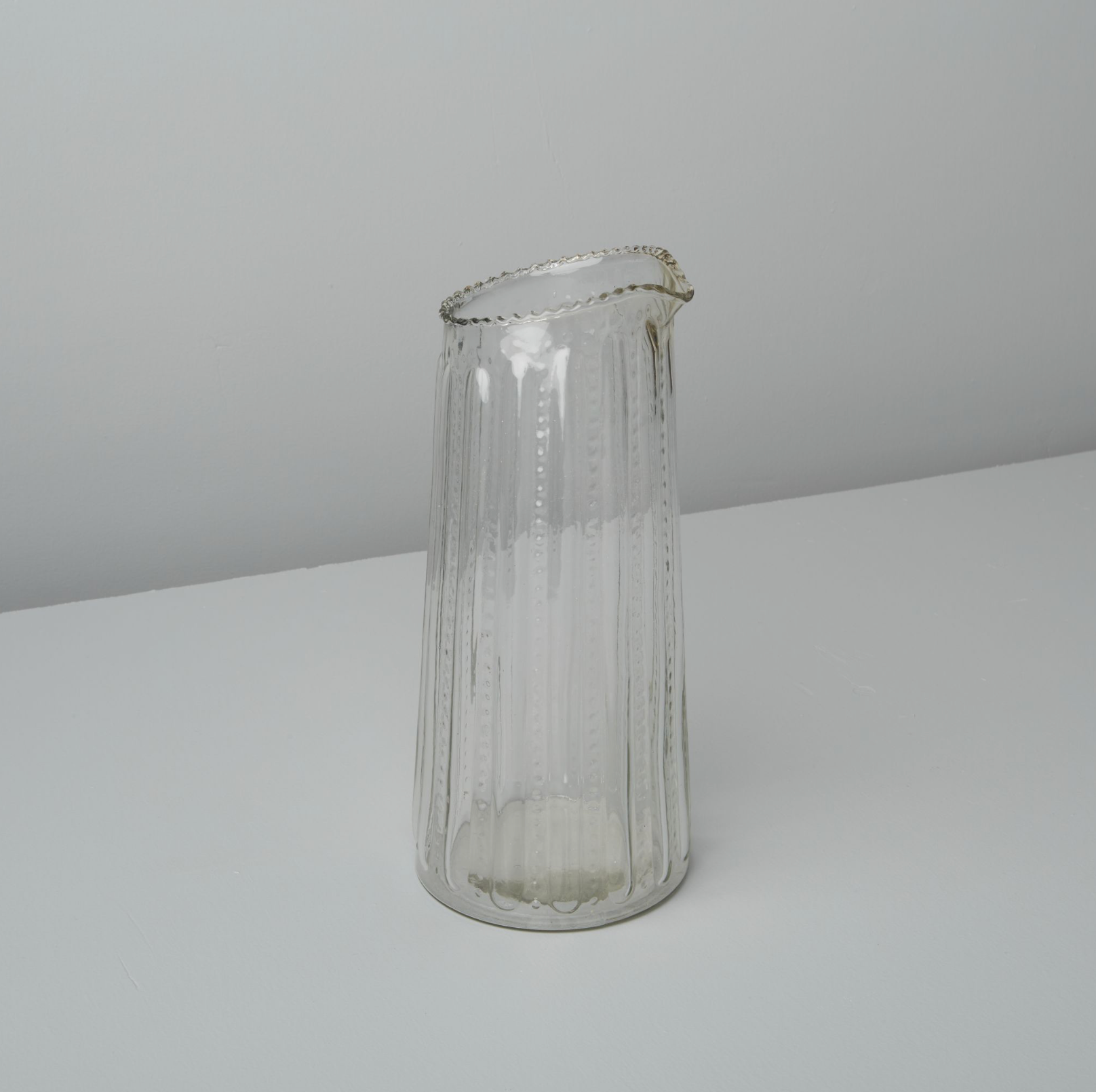 Ruffle Glass Lines Carafe - Thumbnail 2
