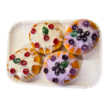 Load image into Gallery viewer, Bombolone Floreale Candle

