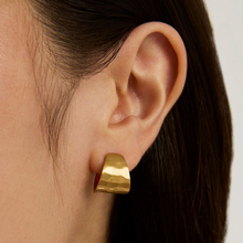Load image into Gallery viewer, Dean Davidson - Mara Huggie Hoops
