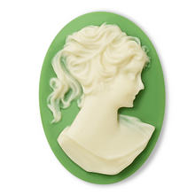 Load image into Gallery viewer, Classic Cameo Pendant Necklace
