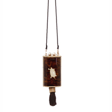 Load image into Gallery viewer, Waiwai Cantil Bag Turtle
