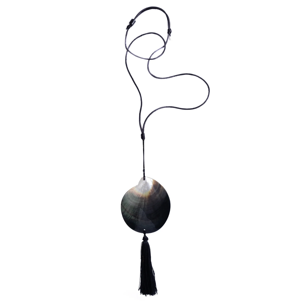 The Invisibles - Tahitian Mother of Pearl Shell Pendant
