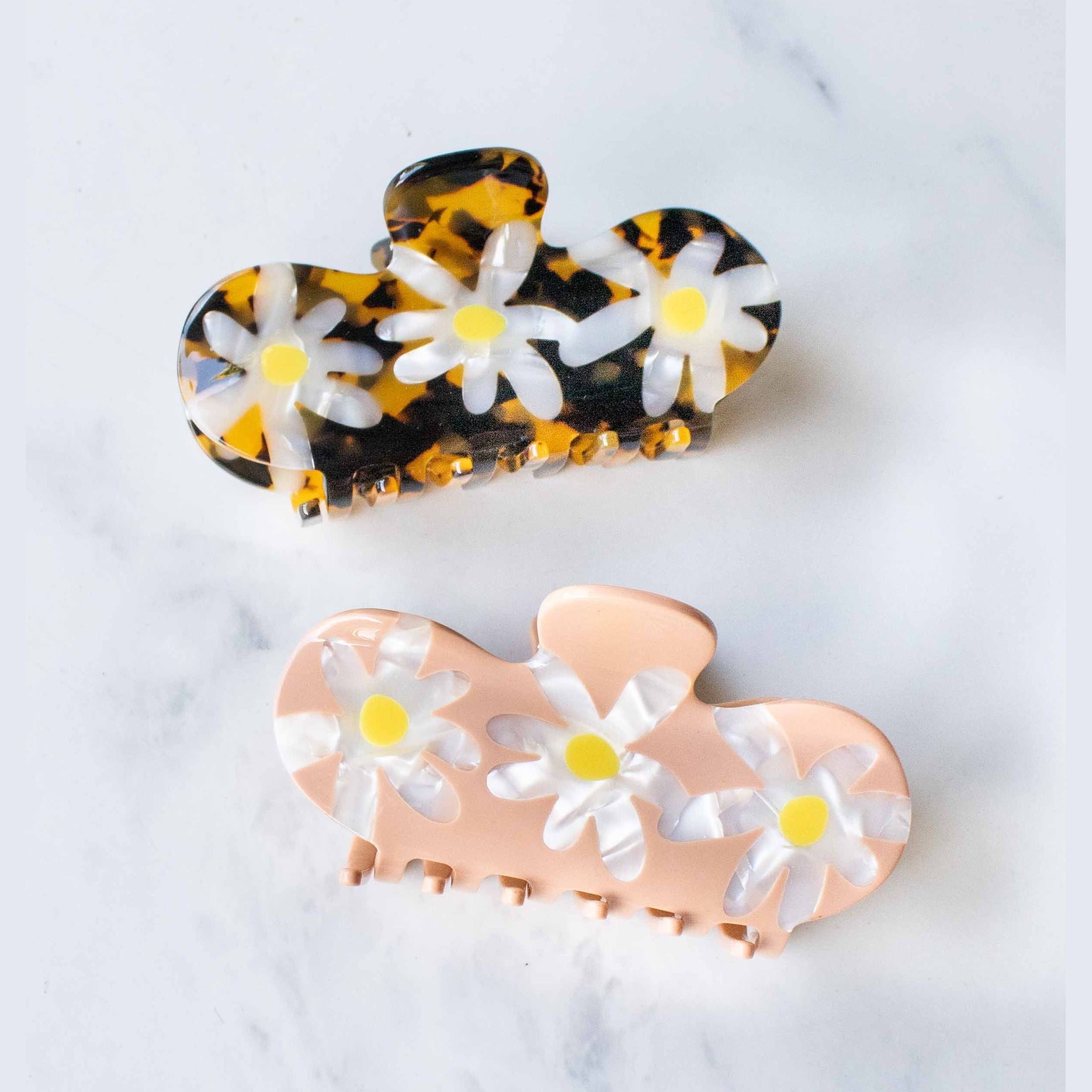 Eco Daisy Flower Curved Hair Claw Clip