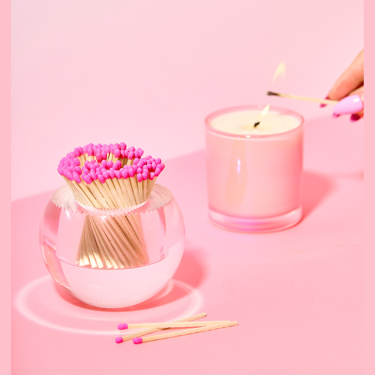 Round Match Striker - Hot Pink Matches
