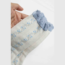 Load image into Gallery viewer, Vintage Floral Vine Crew Socks
