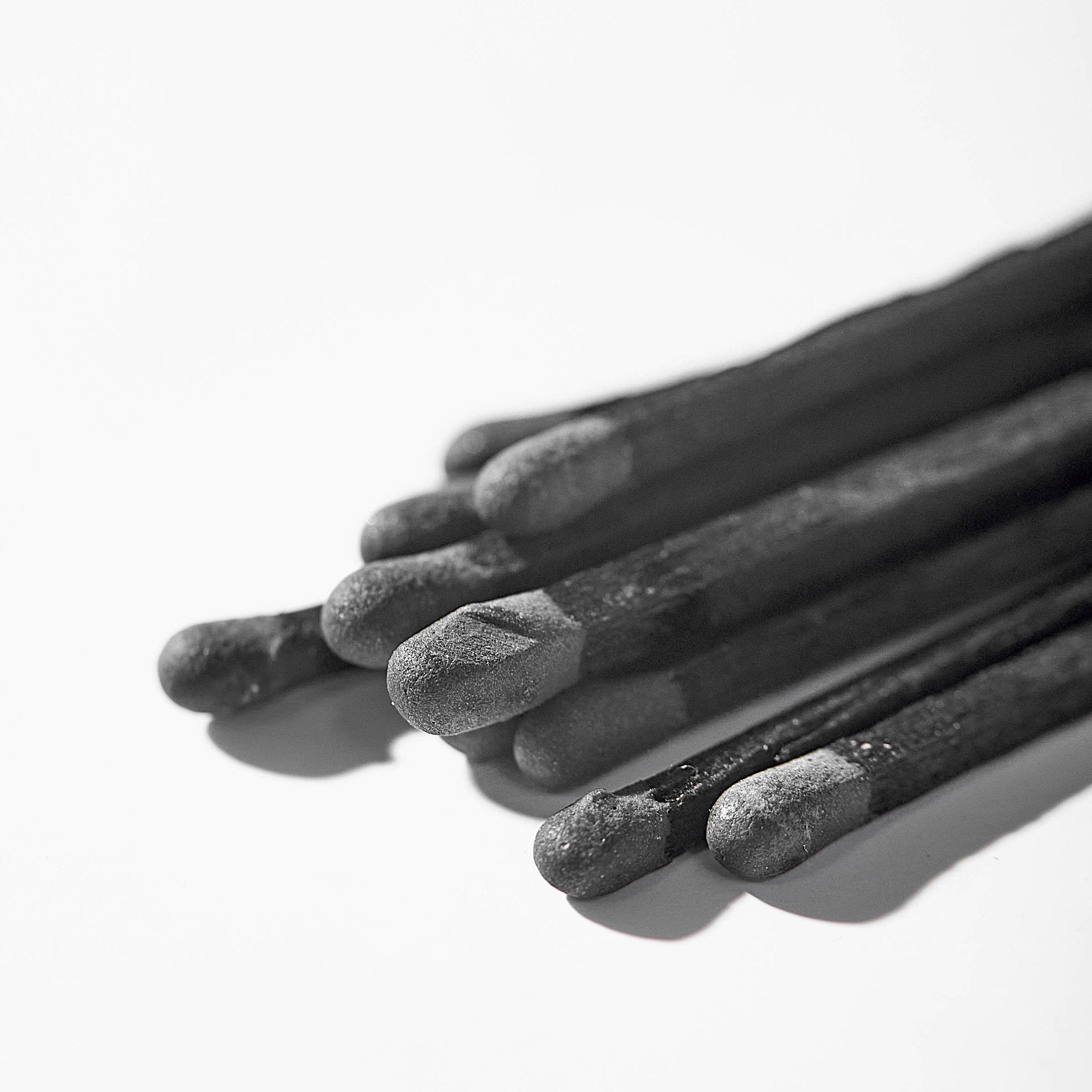 Round Match Striker - Black Matches