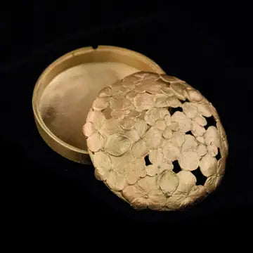 Michael Michaud - Hydrangea Box